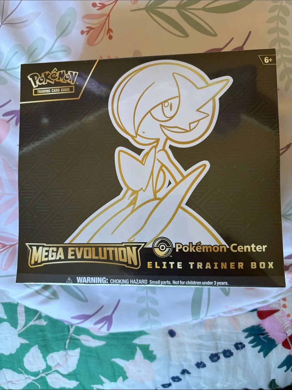 Pokemon Mega Evolution Elite Trainer Box - Black and Gold